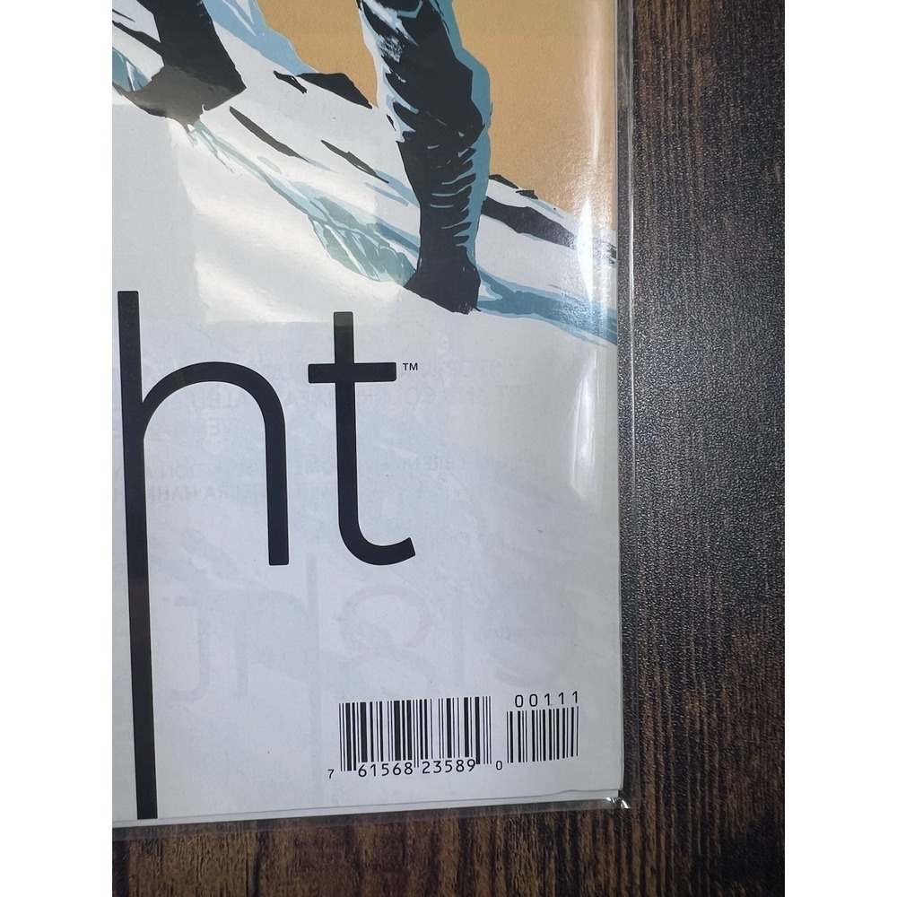 Eight #1 Dark Horse Comics Rafael Albuquerque Mike Johnson - Picture 4 of 5
